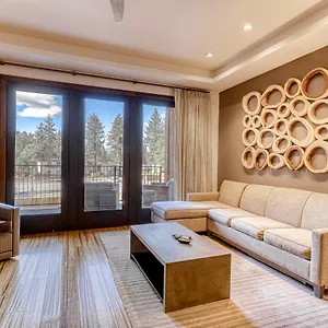  Holiday home Zalanta Haven At The Village